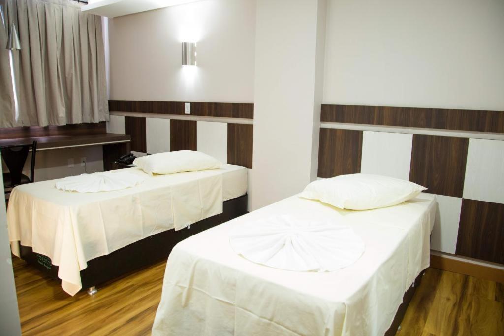 Hotel Maestro Executive Toledo Toledo  Extérieur photo